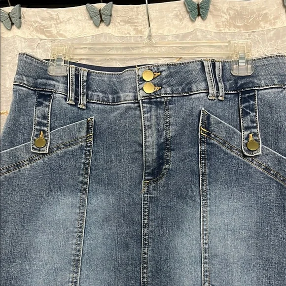 🌵Democracy Blue Mini Skirt🌵 - Picture 2 of 5